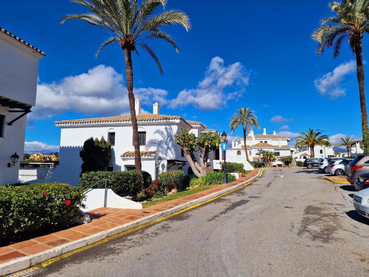 Aldea Blanca Cute Apartment Marbella